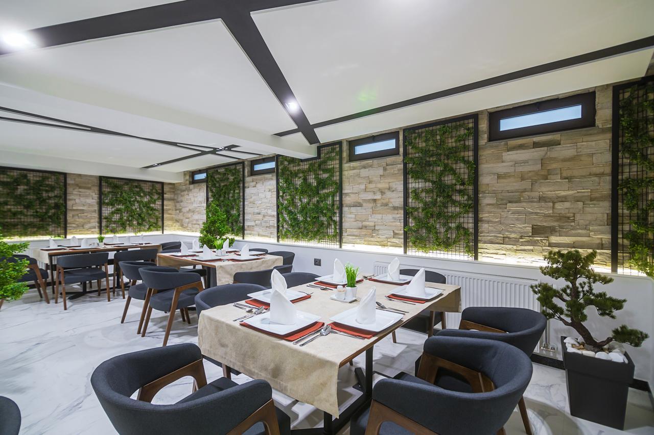 Hotel Regal Korce Luaran gambar