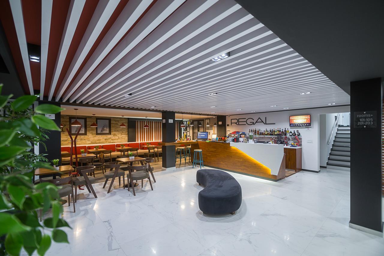 Hotel Regal Korce Luaran gambar